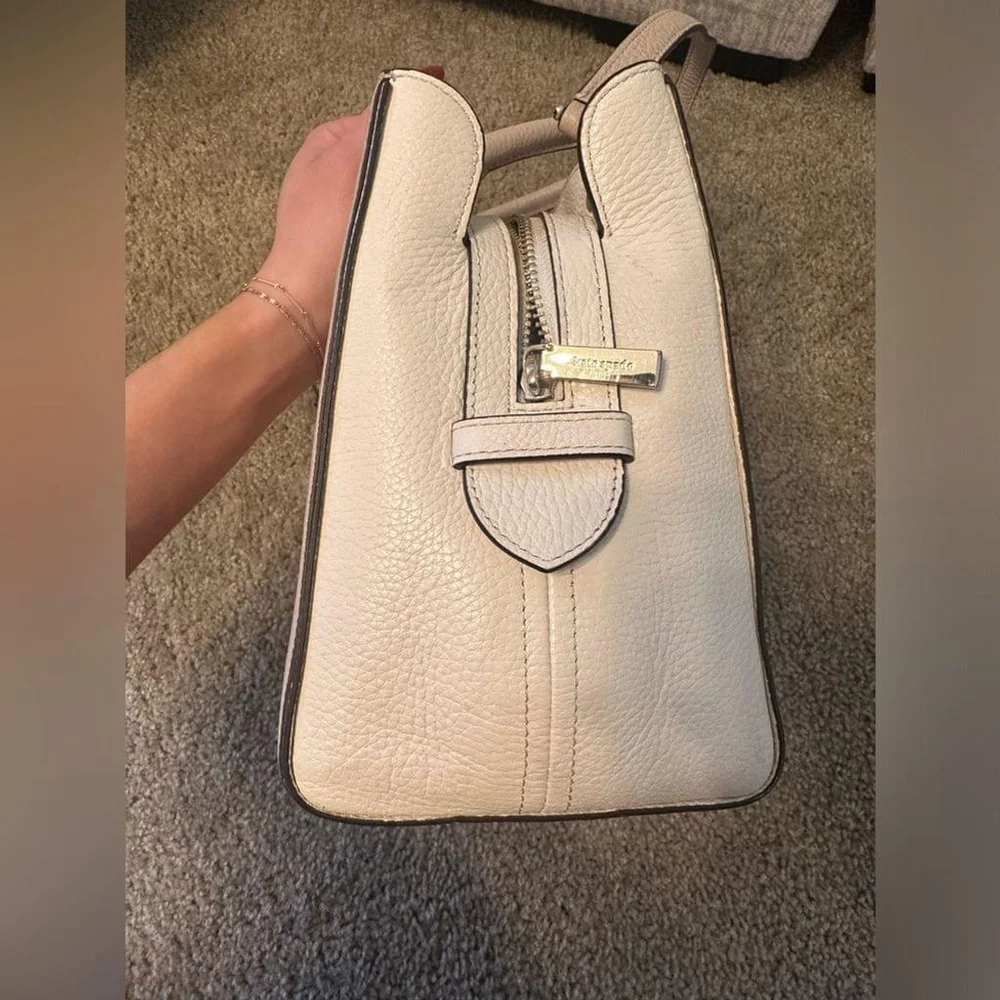 Kate Spade Leila Medium Satchel Crossbody